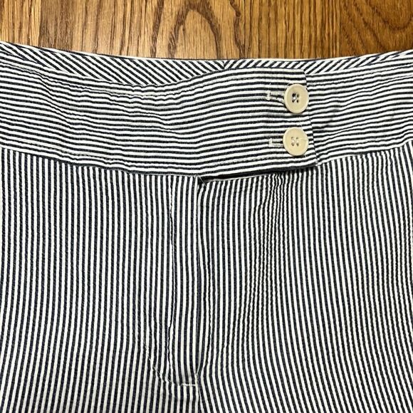 Talbots Seersucker Bermuda Shorts 6 - Picture 3 of 5